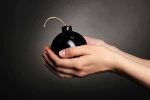love-bombing-sul-lavoro